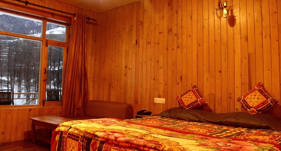 Iceland Hotel, Manali 3